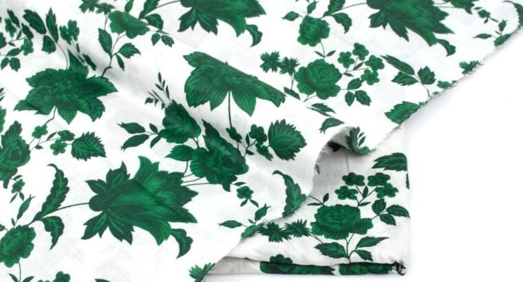 Green Flolar Lawn suit for 14 August Pakistan