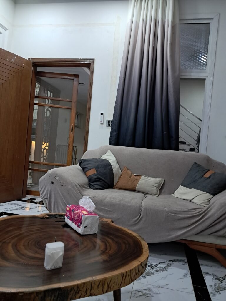120 sq yards double storey house for sale in Quetta Town - photo 3