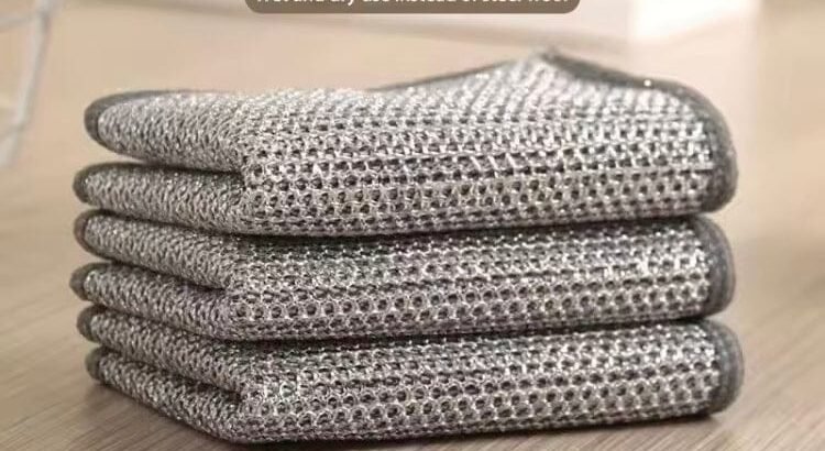 Silver Wire Cleaning Rugs