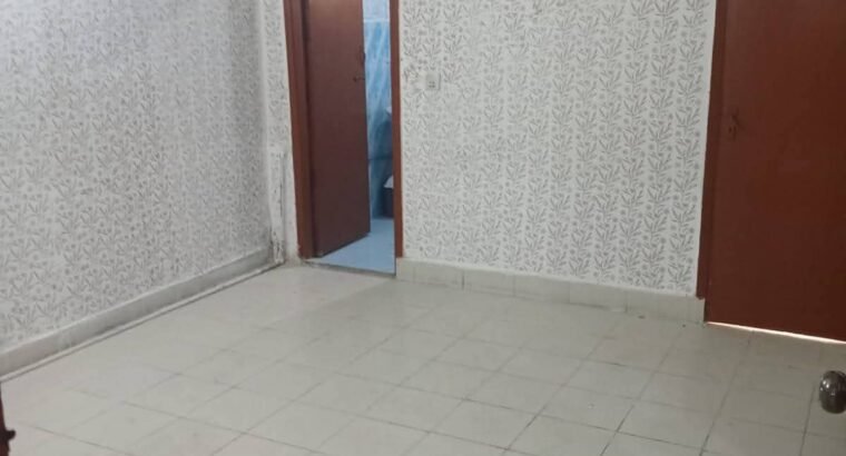 Flat Available for Rent in DHA, Phase 5, Karachi