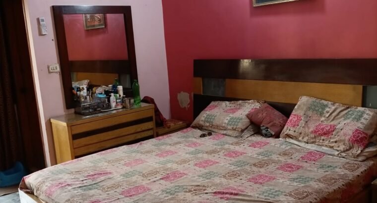 Spacious 3 Bed DD Flat For Sale in Karachi | Boundary Wall Apartment
