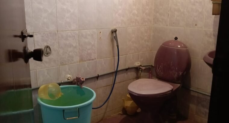 Spacious 3 Bed DD Flat For Sale in Karachi | Boundary Wall Apartment