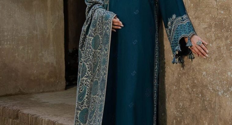 3 PCs Women’s Unstitched Suit