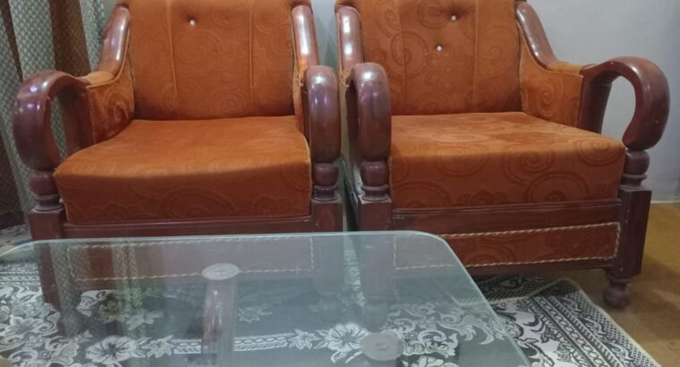 7-Seater (sheesham) Wooden Sofa Set with Center Table for Sale
