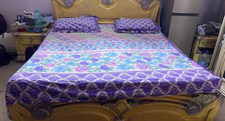 DECO Masterbed room set in immiculate co...