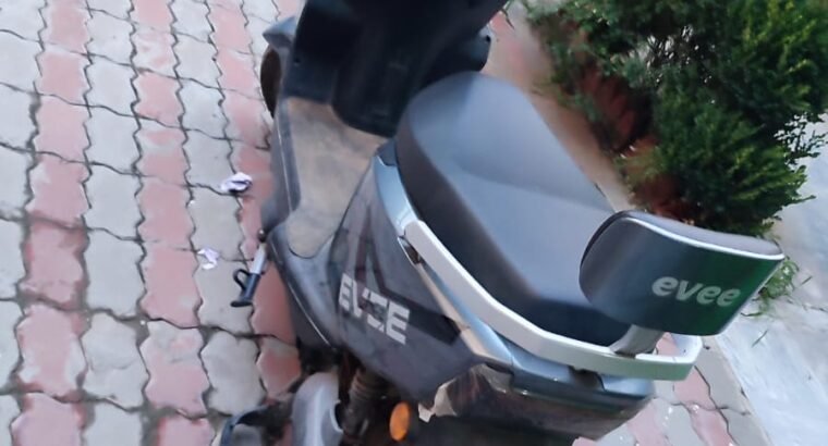 Eve Gen Z Scooty