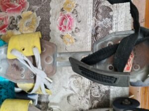 Heavy Duty Skates for sale ( 2 sets )