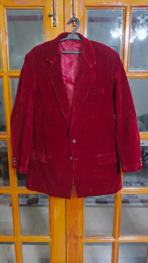 Used Coats for Sale ( Size is in between Large & Xtra Large ) - photo 3