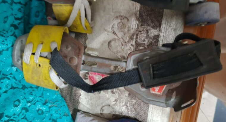 Heavy Duty Skates for sale ( 2 sets )