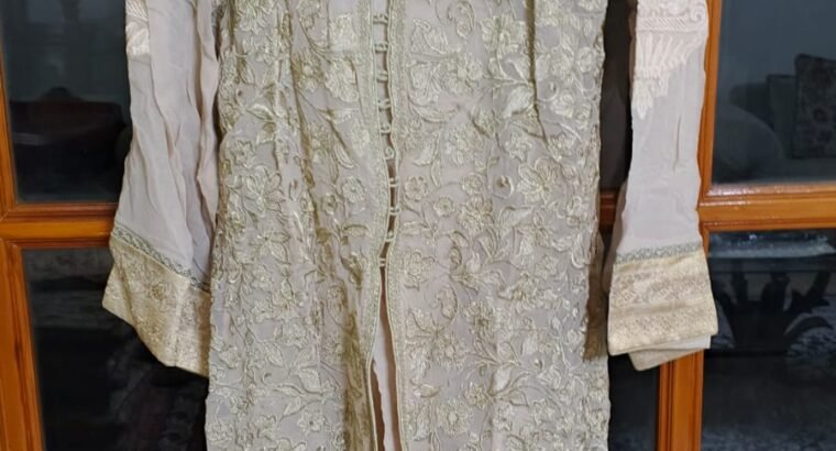 Stitched & Used Ladies clothes for sale (Size is in between Medium to Large