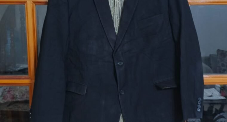 Used Coats for Sale ( Size is in between Large & Xtra Large )