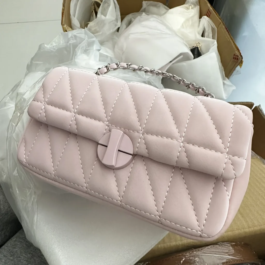 White Quilted Chain Shoulder Bag for Women - photo 8