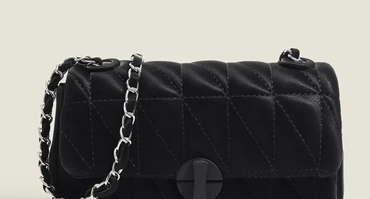 White Quilted Chain Shoulder Bag for Women