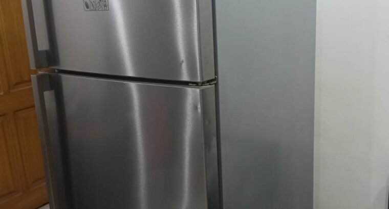 dawlance large refrigerator dw 600 condition 9/10. No-frost