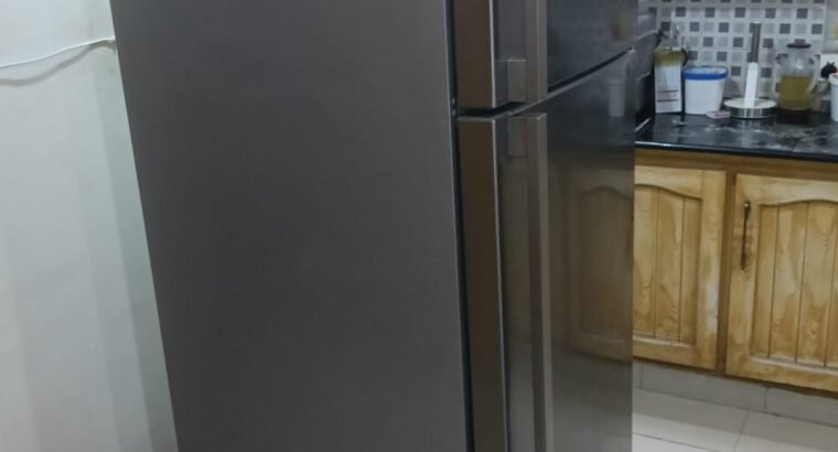 dawlance large refrigerator dw 600 condition 9/10. No-frost