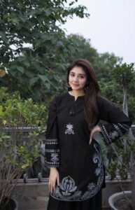 SUMMER SALE ON TRENDING ARTICLES