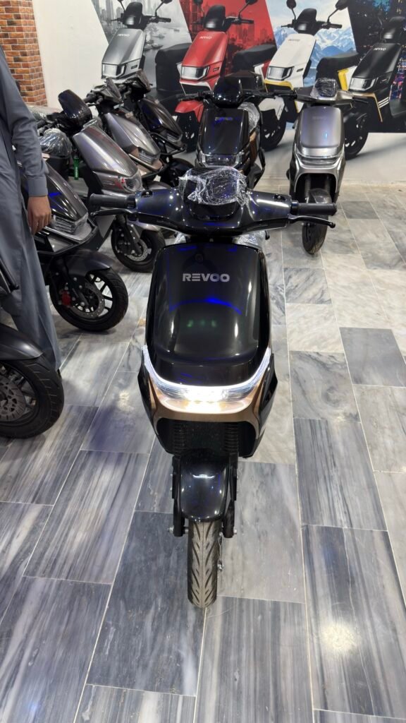 revoo A11 - photo 1