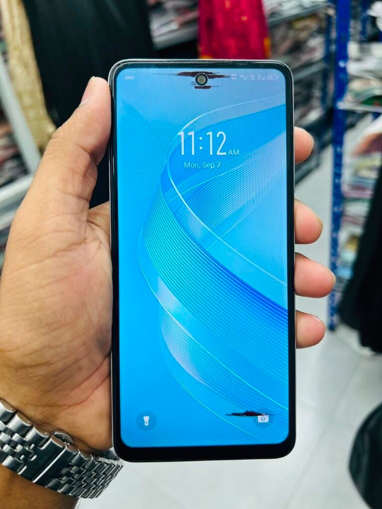 Infinix smart 8 pro 8/128 good condition 10/9 with box and charger - photo 3