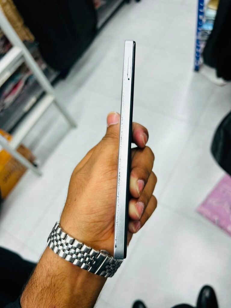 Infinix smart 8 pro 8/128 good condition 10/9 with box and charger - photo 4