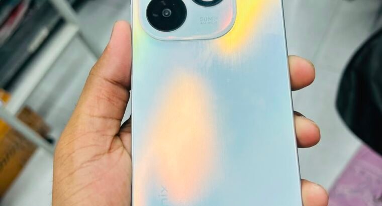 Infinix smart 8 pro 8/128...