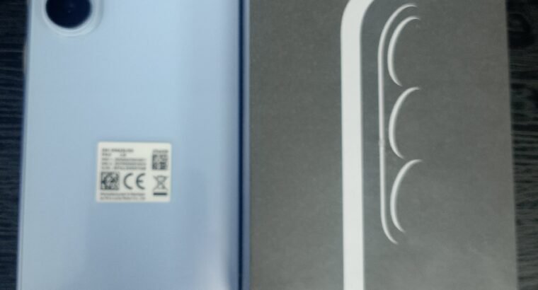 Samsungs galaxy s26 12/512 box pack active 310,000