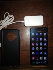 AQUOS R7 12/256 Pta Approved with cover & original charger