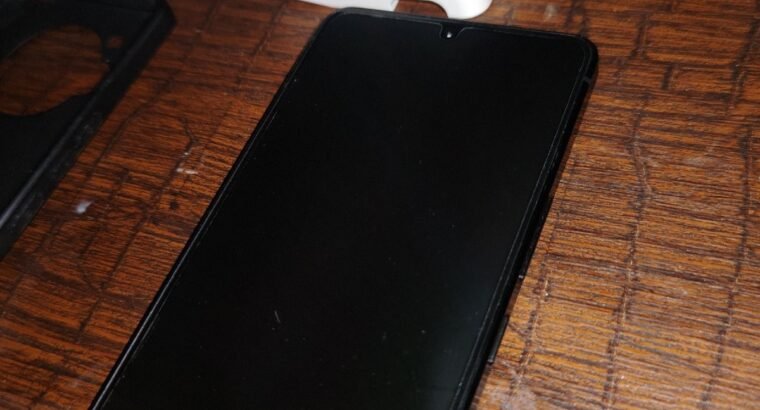 AQUOS R7 12/256 Pta Approved with cover & original charger