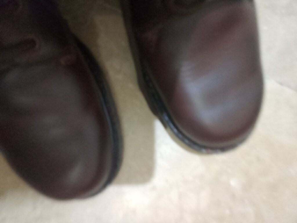 Original CAT boots slightly used worth arnd. 50K in the mkt. now. - photo 3