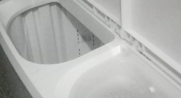 Twin tub Washing machine and dryer ( Dawlance)