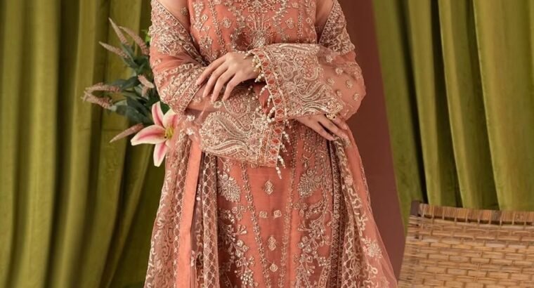 Brand :*ZAHA*Fabric Detail :*Net,Malai**FRONT*• fully heavily Sequenc