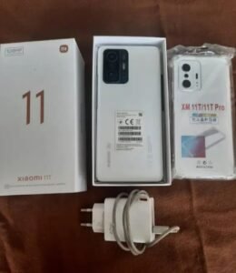 Xiaomi 11t 8/256 5G 10/10 fresh condition with box and 67W fast charg