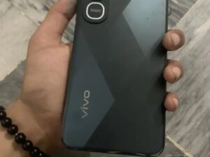 vivo y 21d condition 10/10 complete box 6/128 location havelian abad