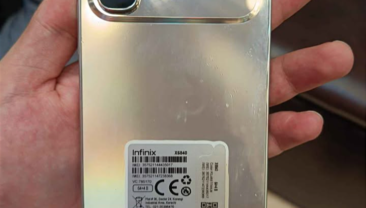 Infinix smart 20 4 64 for sale box charge available 1 Months used