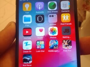 i phone 6 10/10 sim working battery health 98%