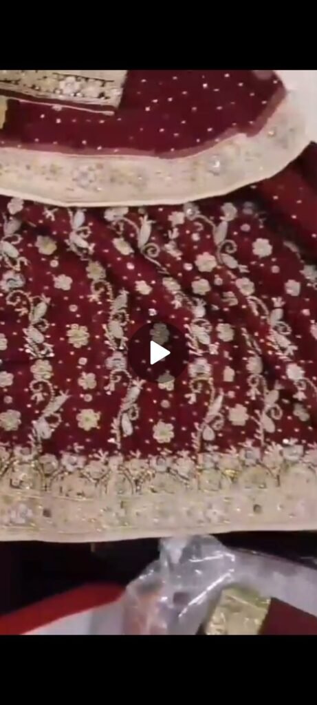 Bridal lehenga - photo 4