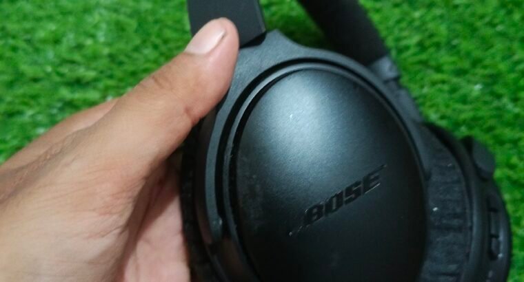 Bose headphones Bluetooth wireless QC35||