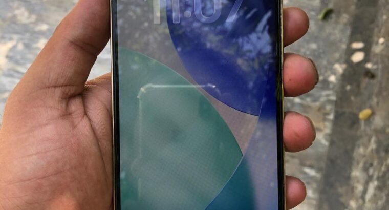 Iphone 12 pro max 10 by 10 condation gold colour 128 gb battery health