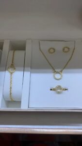 Gold plated singal ring jwellery set for wedding and daily wear