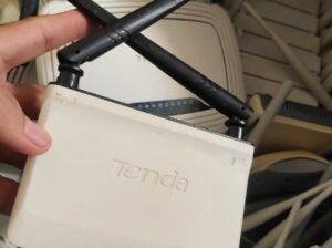 Tenda tplink Linksys cisco mercusys totolink