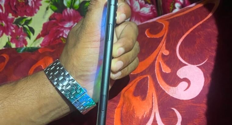 iPhone 11 JV 128GB For Sale Storage: 128GB Battery Health: 95%