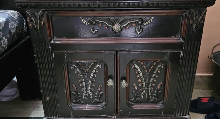 original Chanyoti Bed with side tables and dressing table without mattress