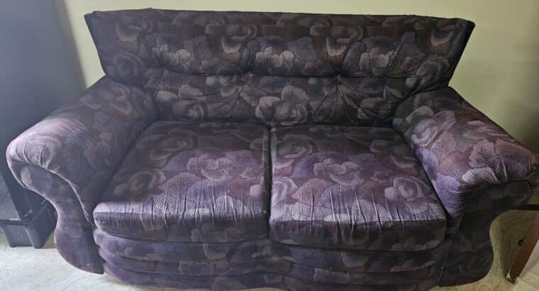 3,2,1 Sofa set for sale