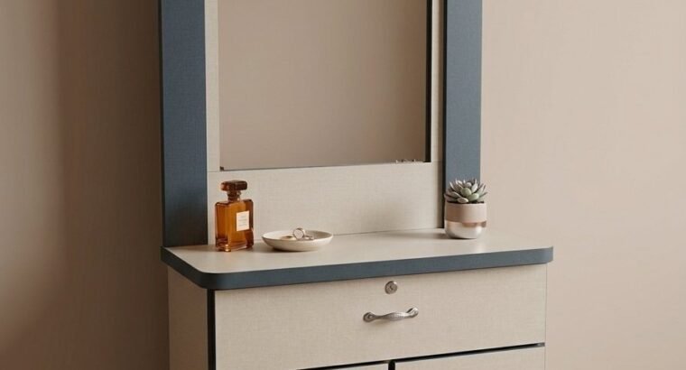 Modern Used Dressing Table with Mirror &...