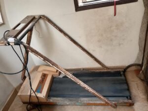 electric jogging machine
