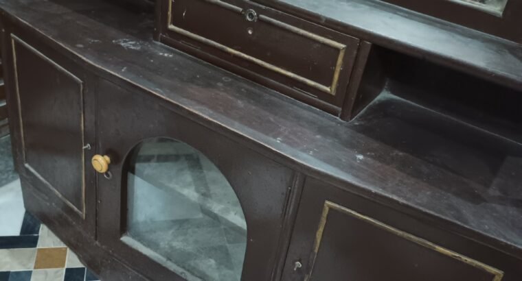 Dressing table
