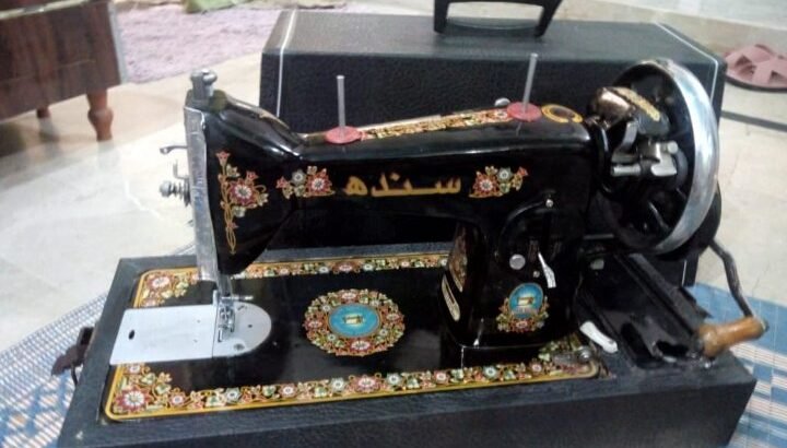 sewing machine
