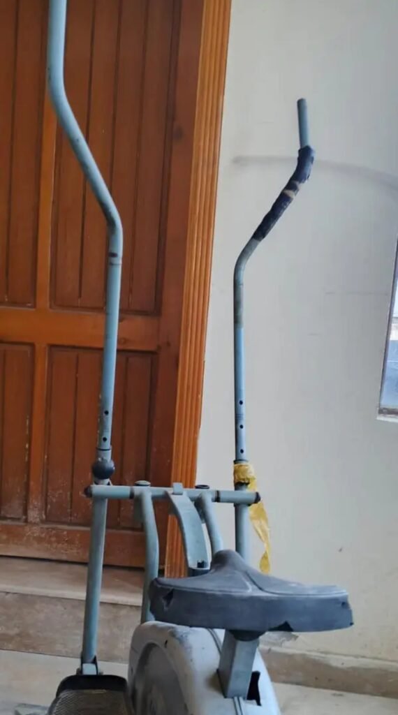 ellptical cycle , running machine - photo 1