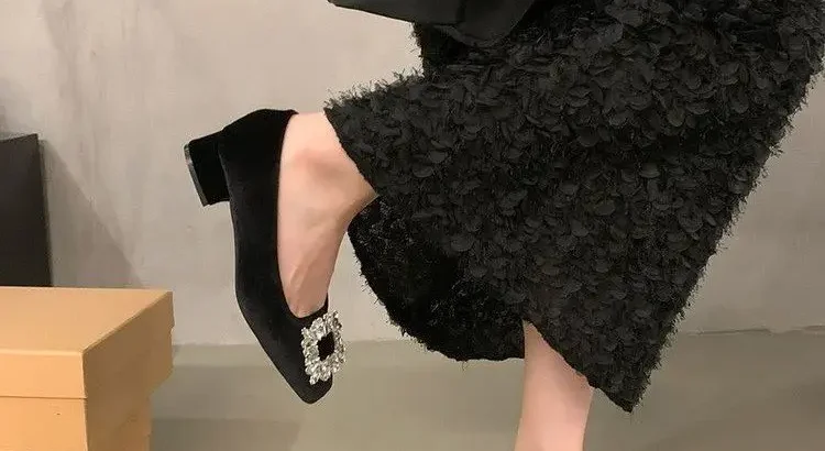 High-End Rhinestone Swallow Mouth Flats for Women, Elegant Autumn New Versa