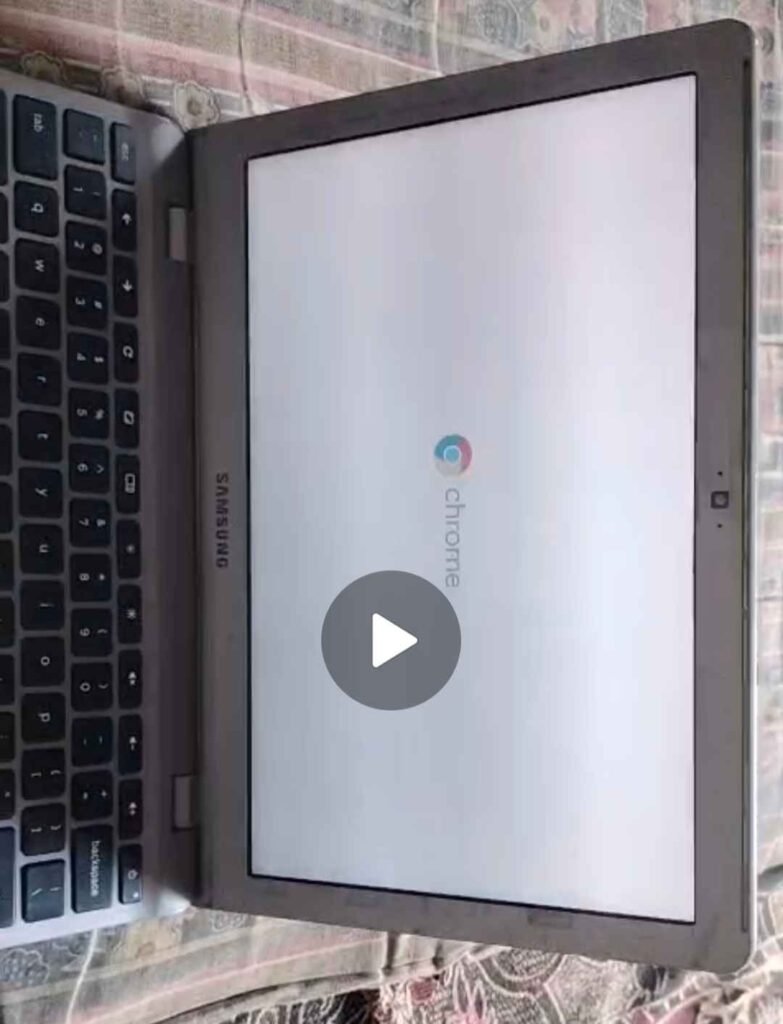 Samsung Chromebook 4gb ram 16gb storage for sale - photo 3