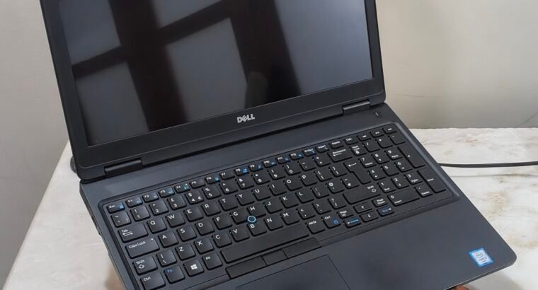 Touch Laptop Dell Latitude 5580, Core i5 6th Gen HQ processor, 8/256GB